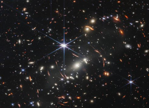 웹망원경, 130억년 전 항성 빛 포착한 듯